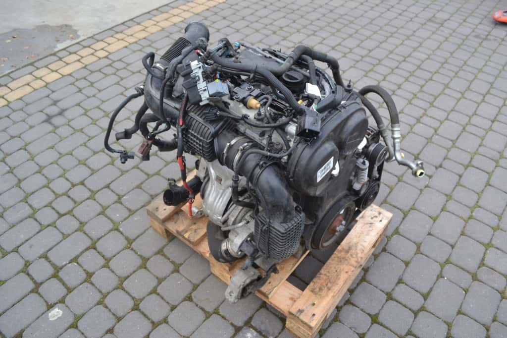 Moteur B 4204 T19 vue 2