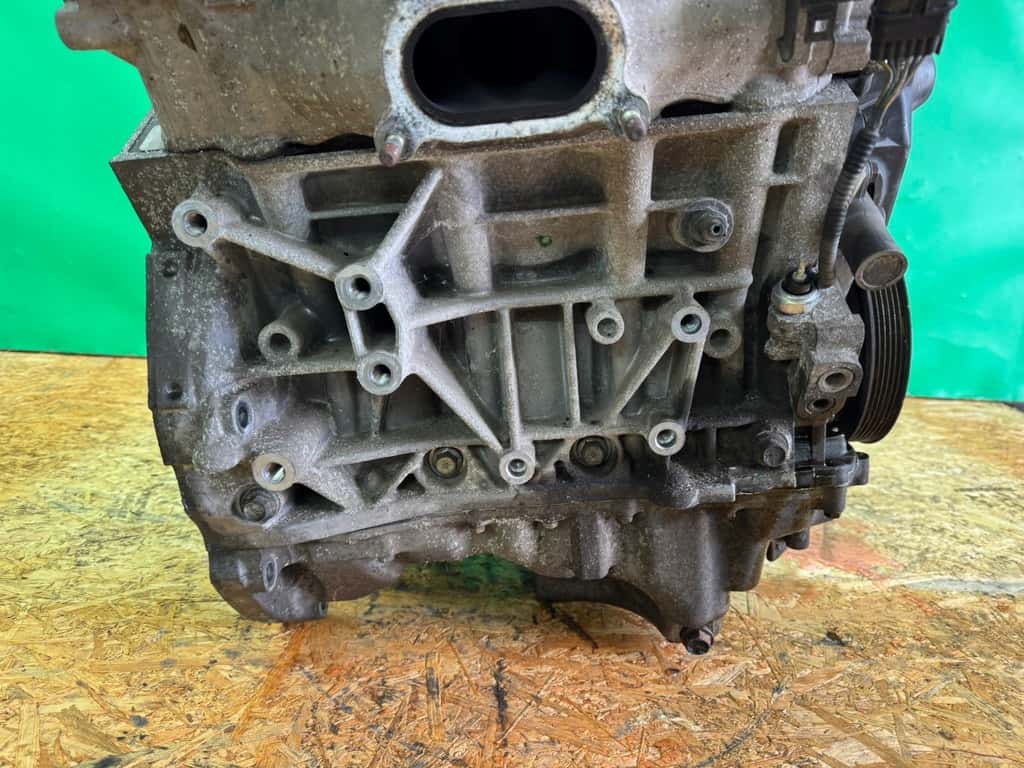 Moteur J35A8 vue 6