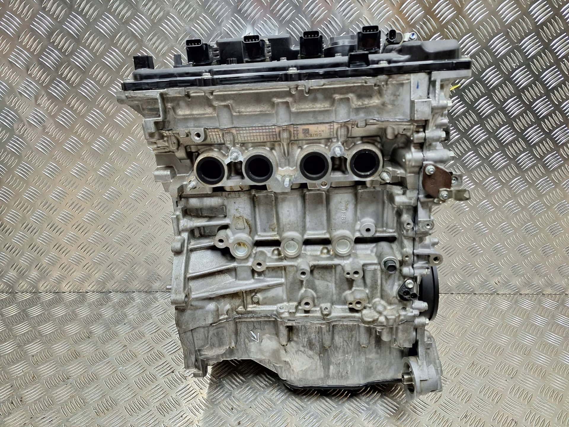 Moteur 2ZR-FXE vue 3
