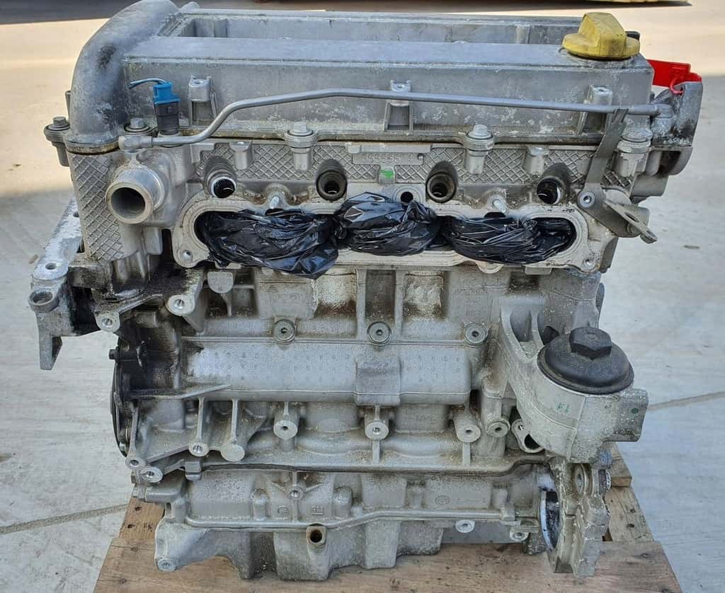 Moteur B207E vue 3