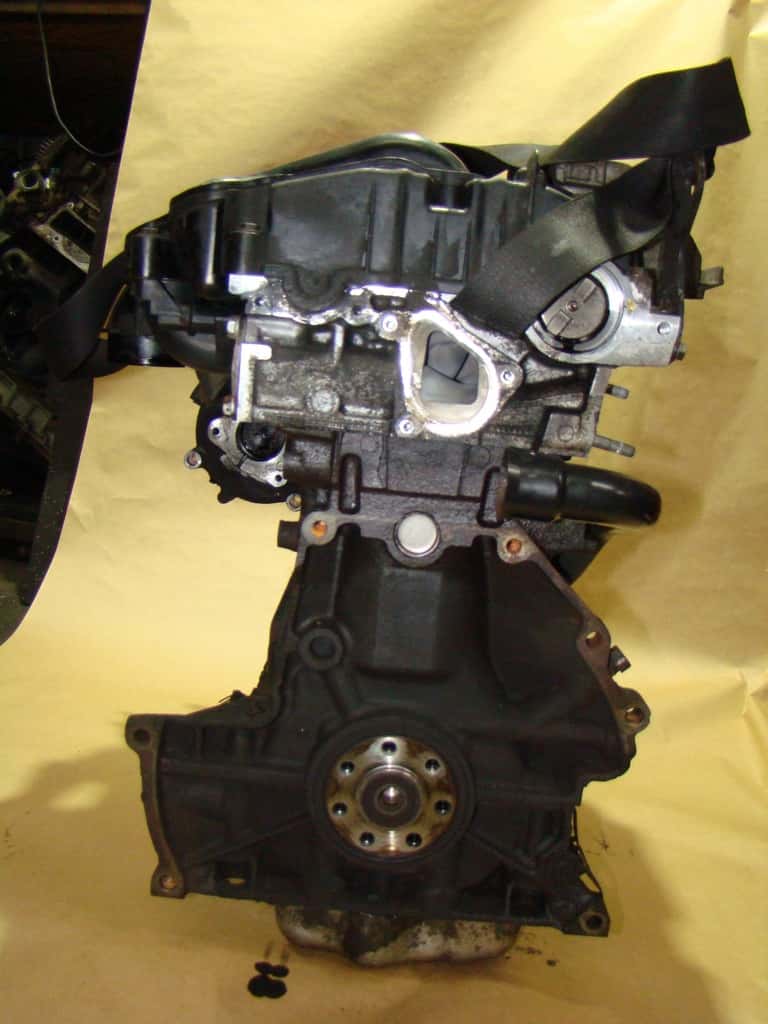 Moteur G9U 754 vue 4