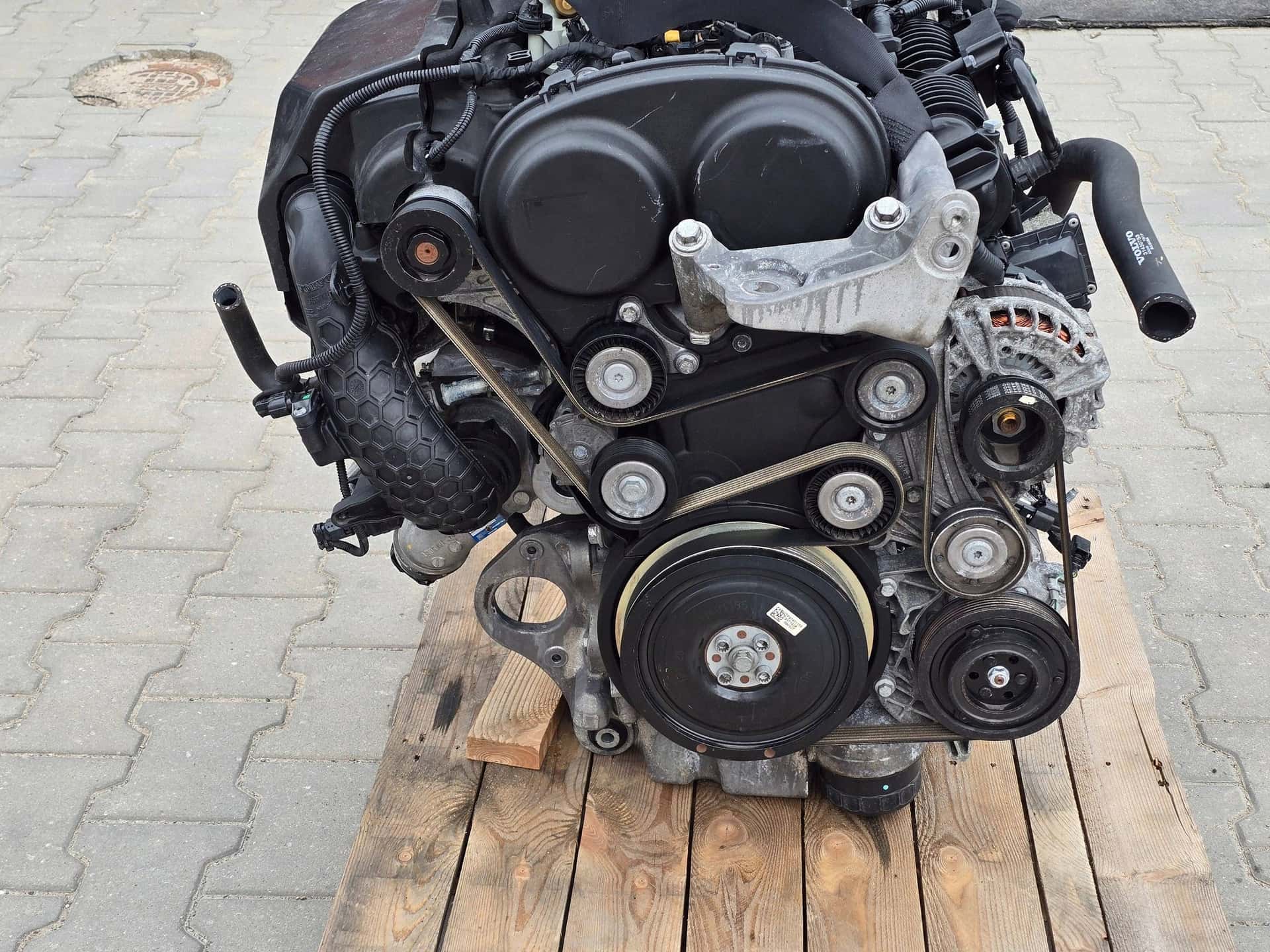 Moteur B 4204 T29 vue 4
