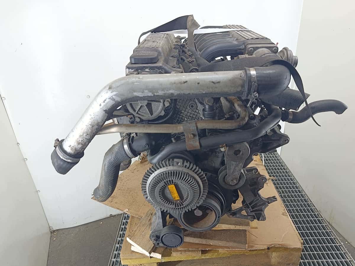 Moteur M51 D25 (256T1) vue 8