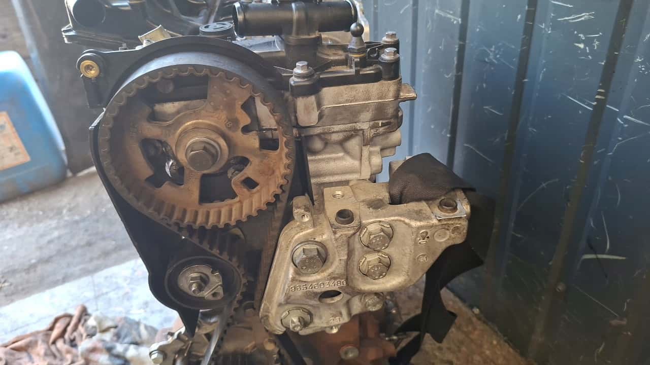 Moteur 4HW (DW12TED4) vue 6