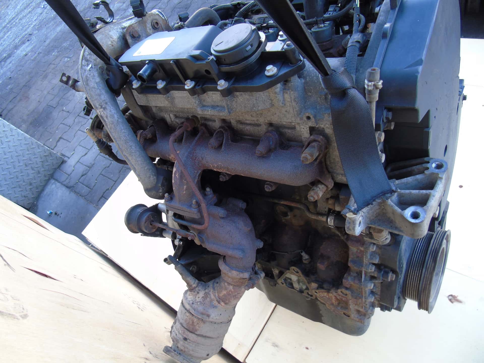 Moteur F1AE0481D vue 4