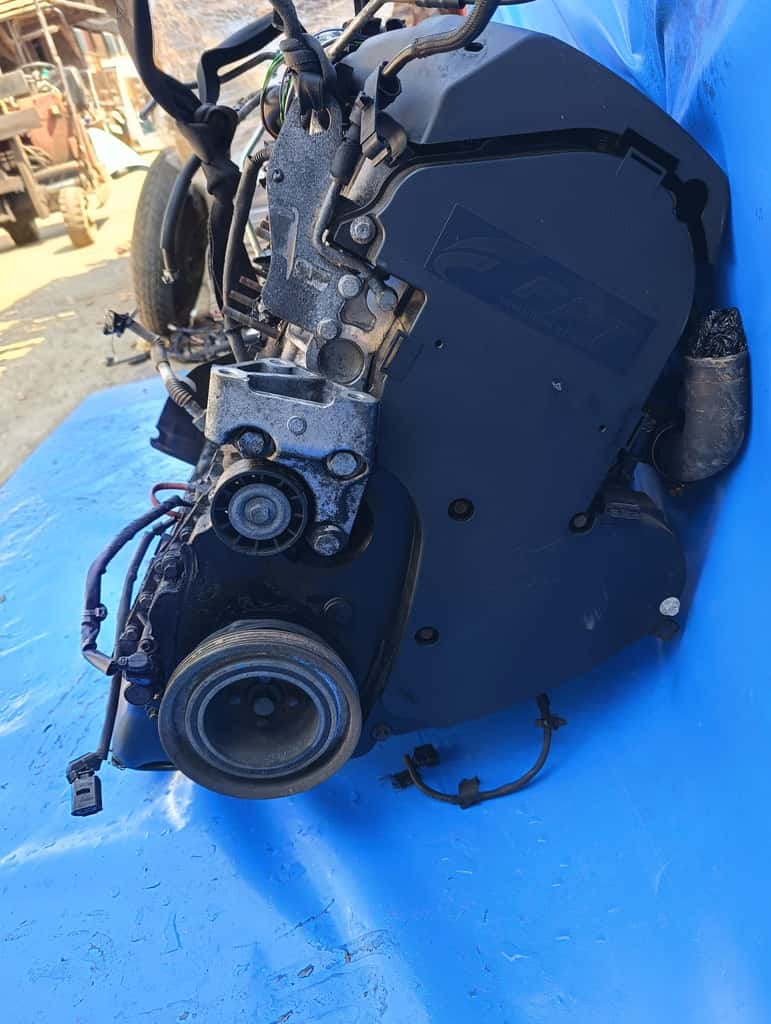 Moteur F1AGL4113 vue 2