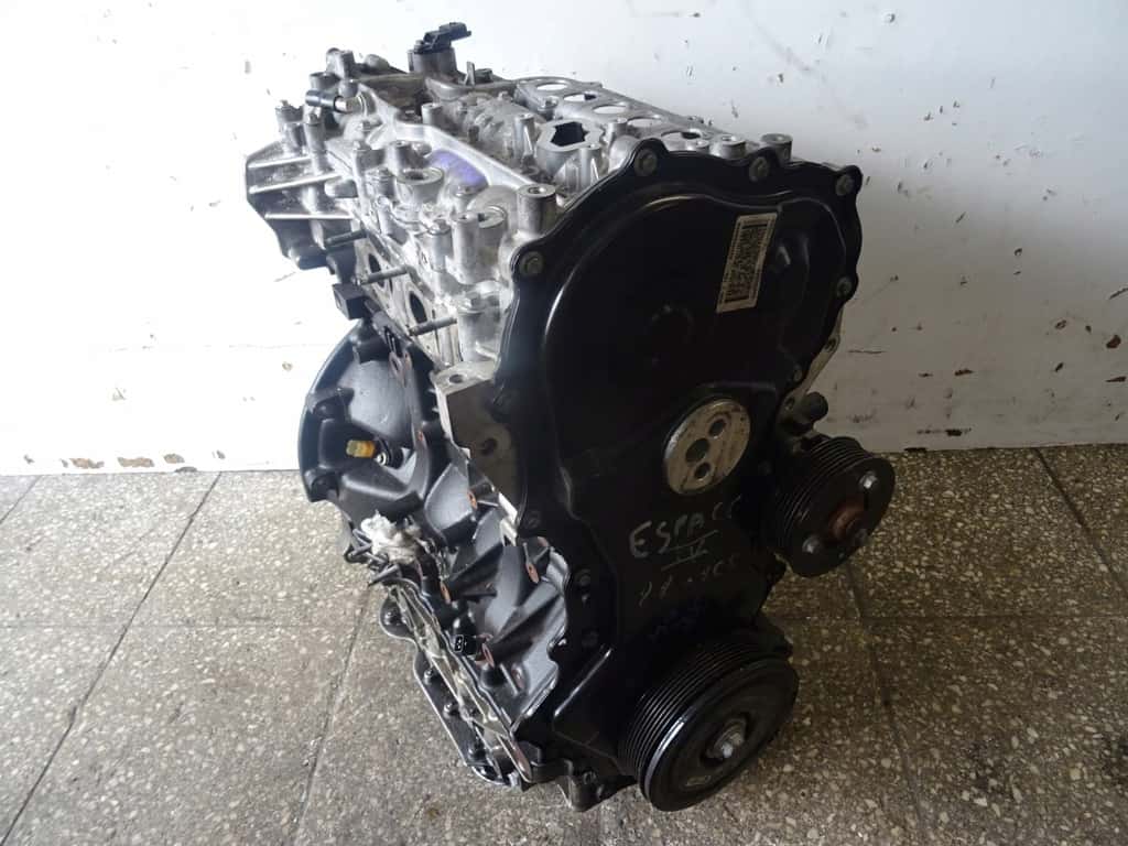Moteur M9R 750 vue 2