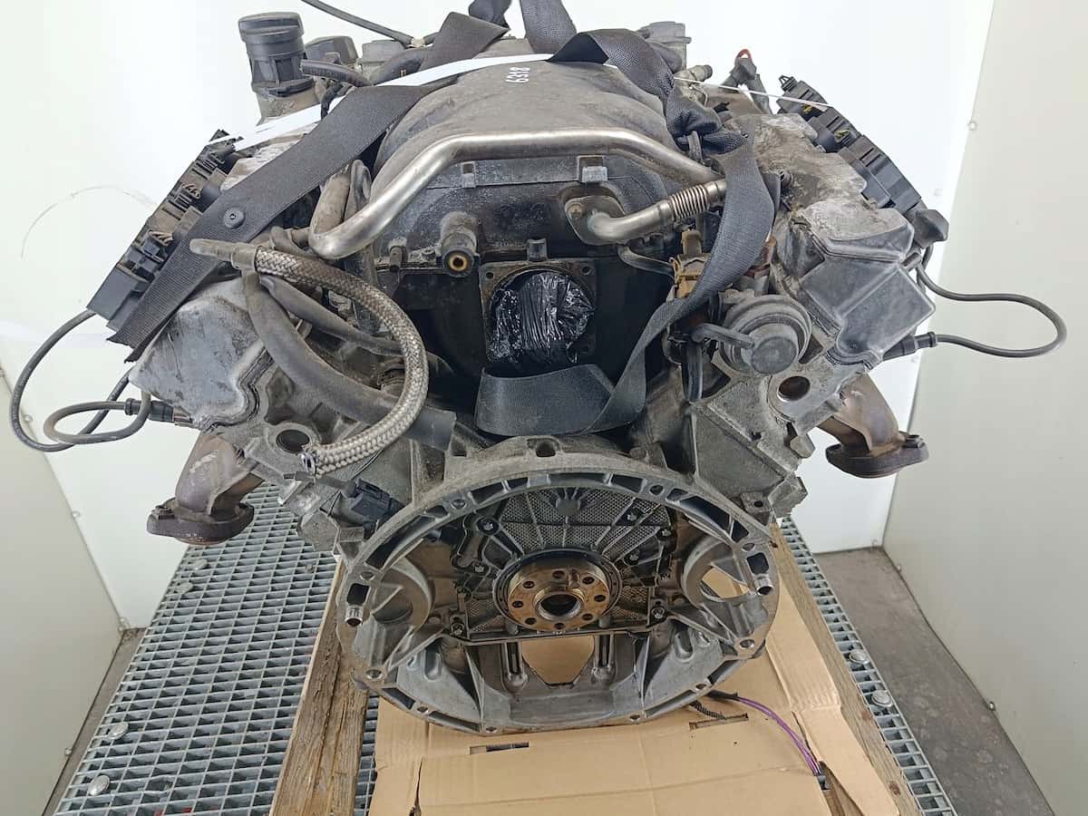 Moteur M 112.944 vue 5