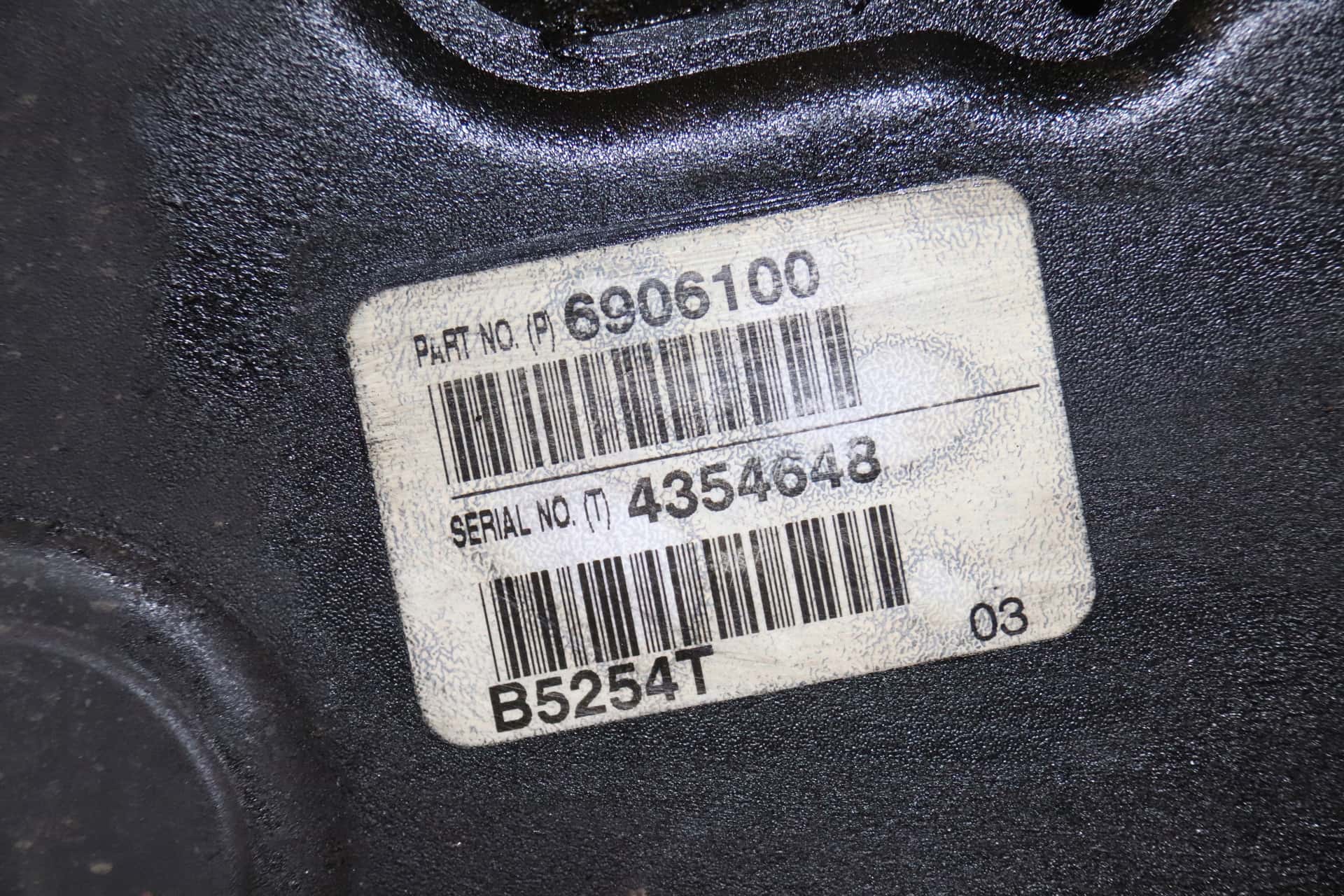 Moteur B 5254 T10 vue 4