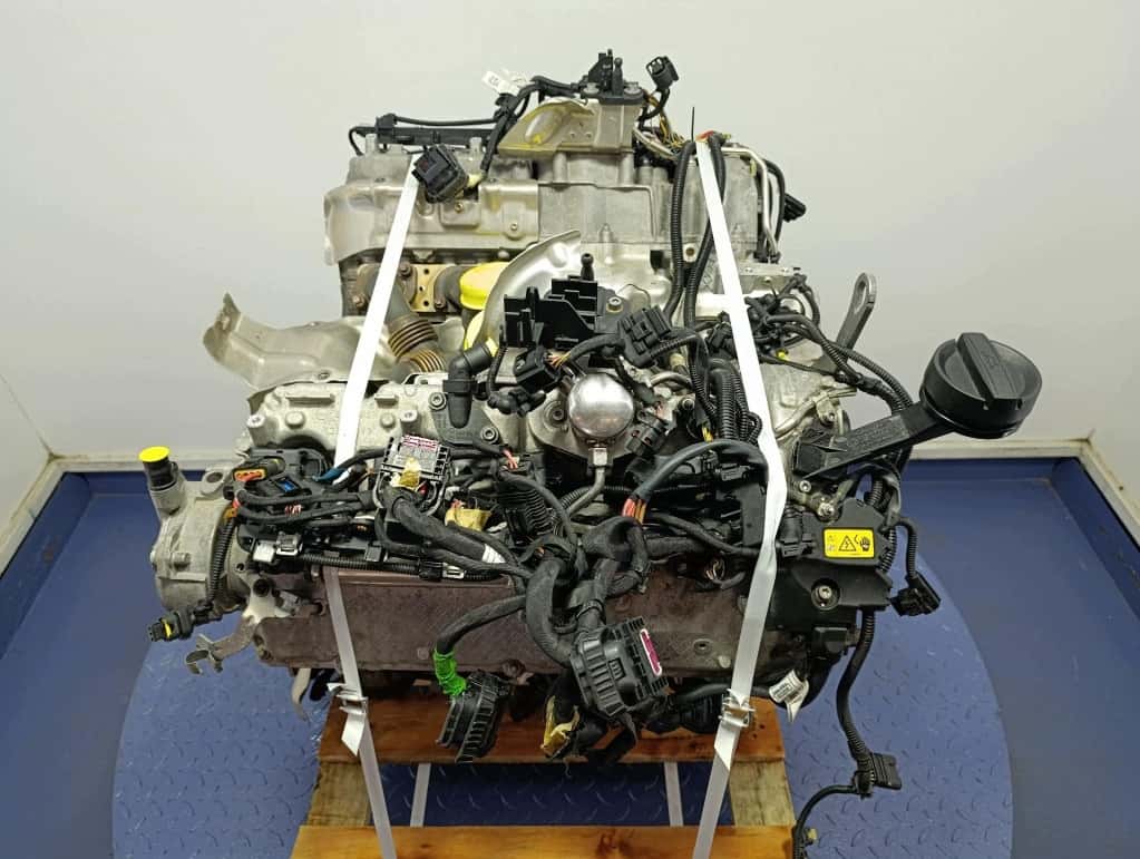 Moteur S63 B44 B vue 3