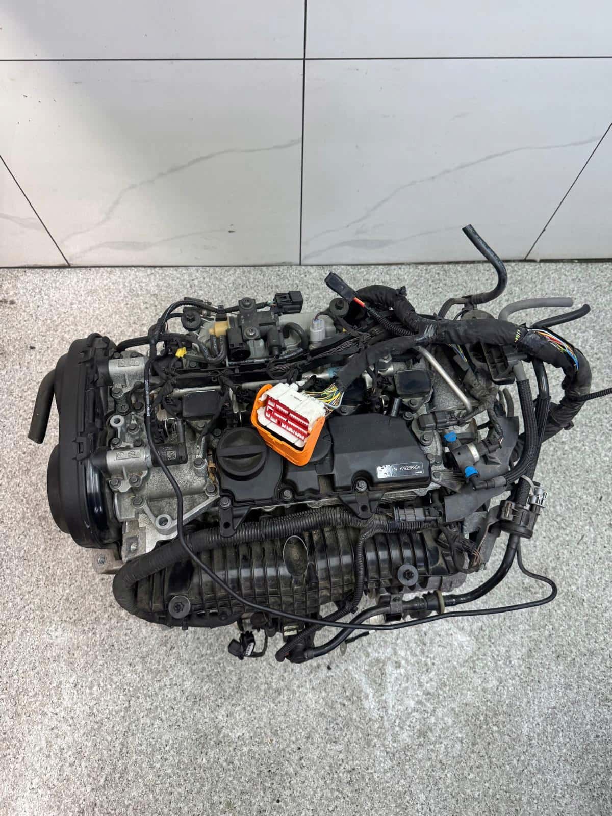 Moteur B 4204 T14 vue 2