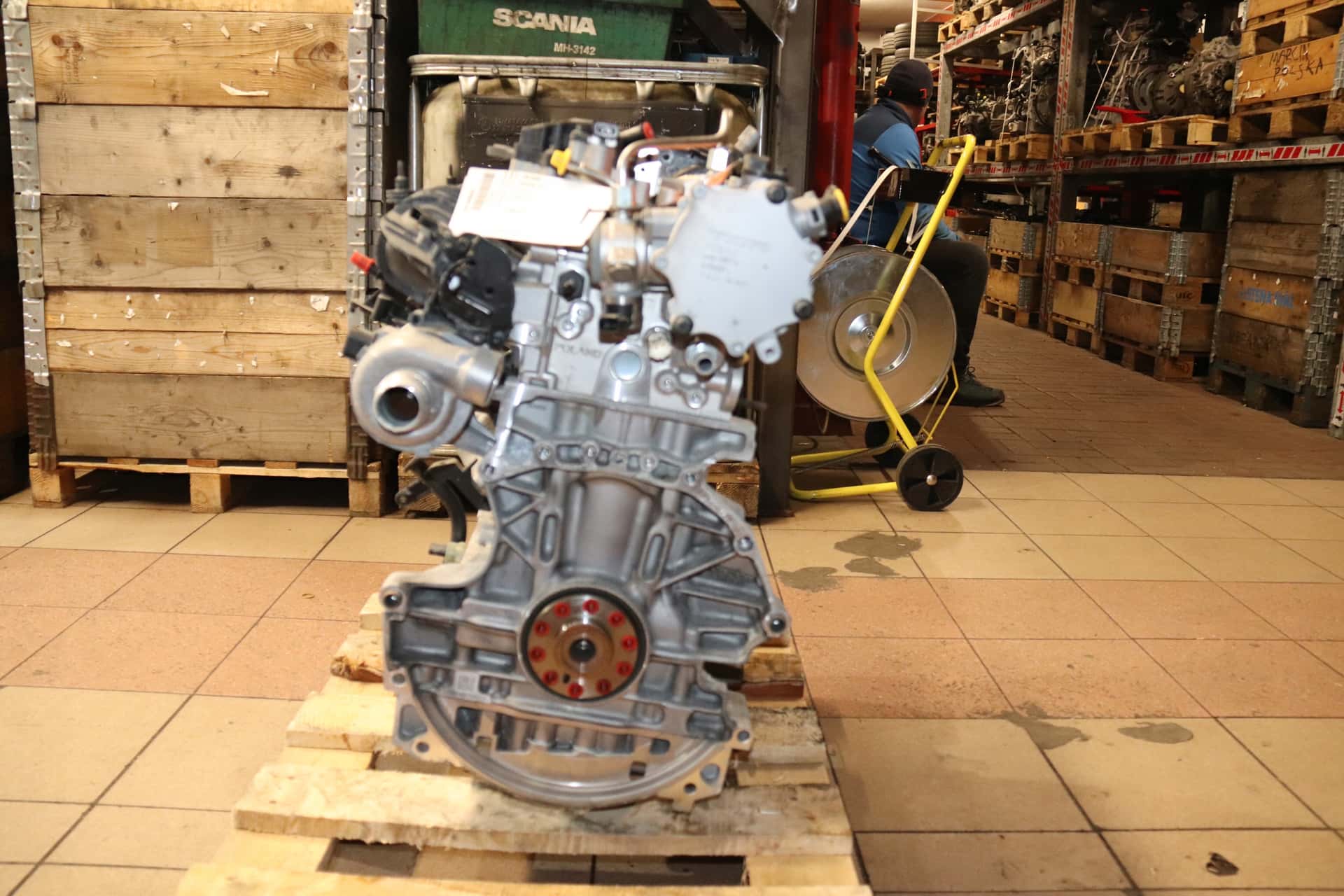 Moteur B 4204 T19 vue 2