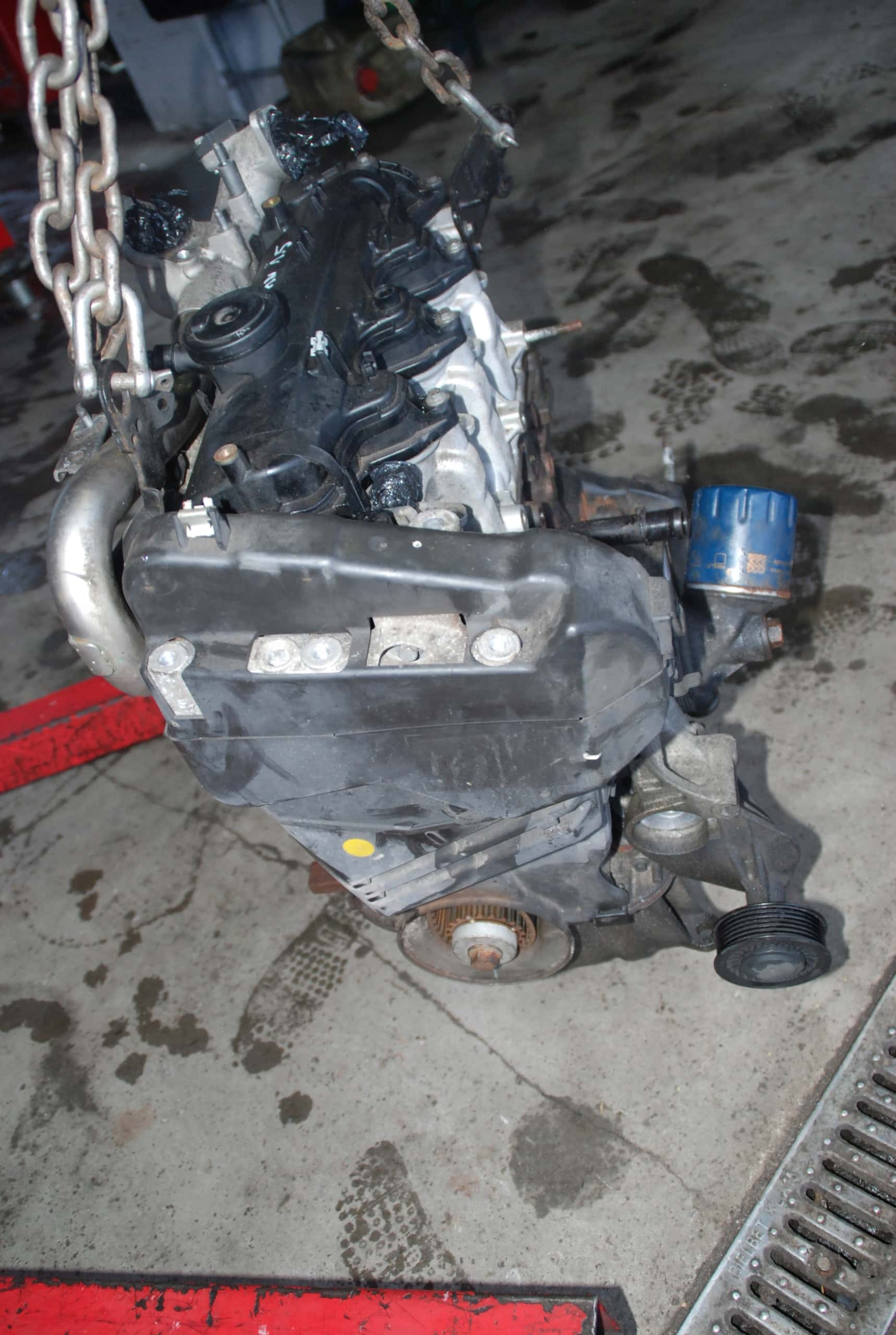 Moteur OM 607.951 (K9K) vue 2
