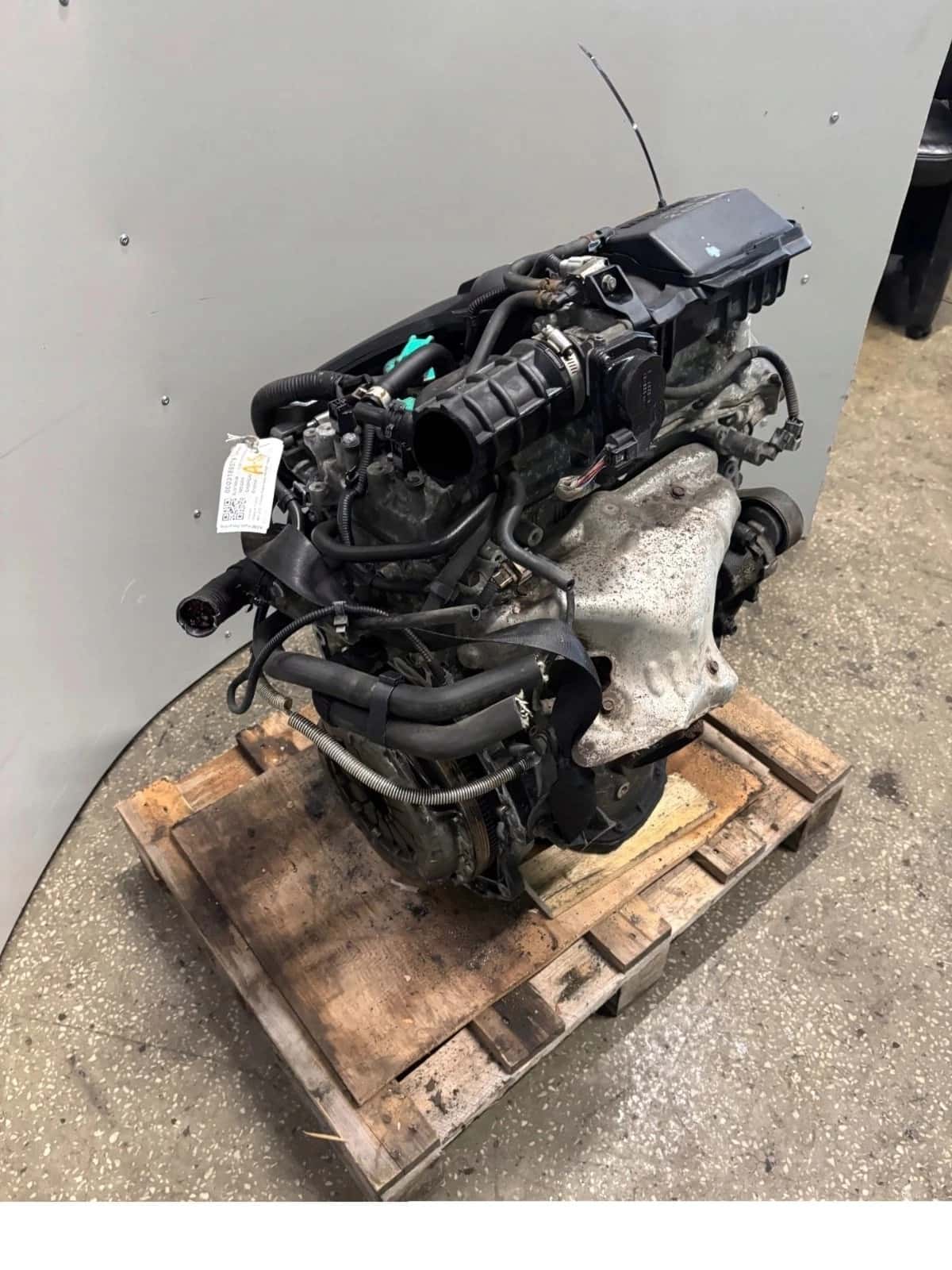 Moteur HR16DE vue 3