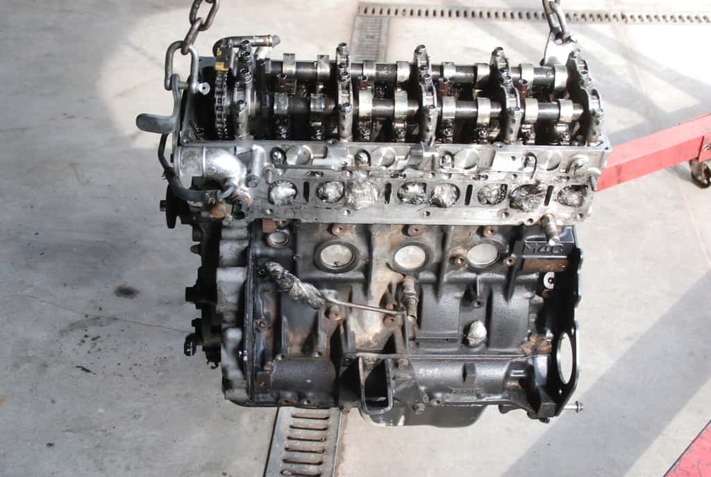 Moteur 4M41 vue 7