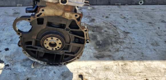 Moteur D4EB vue 4