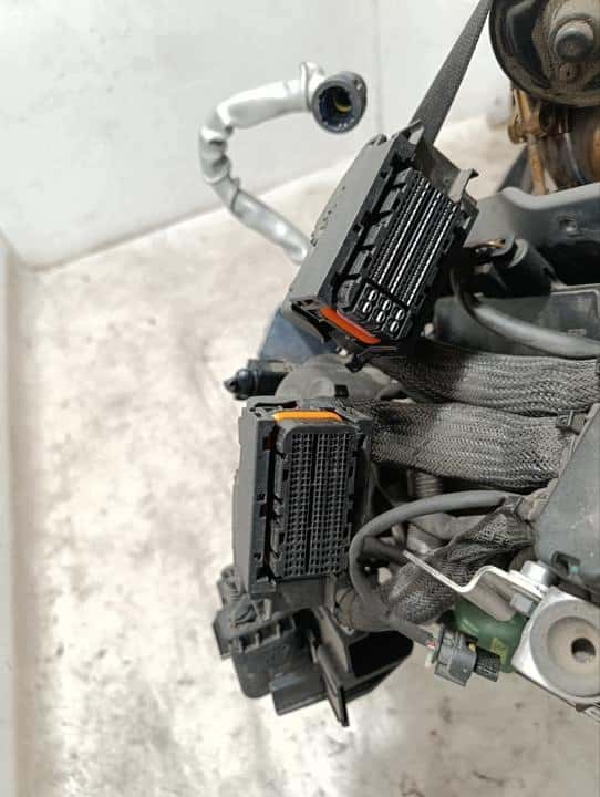 Moteur M 177.950 vue 4