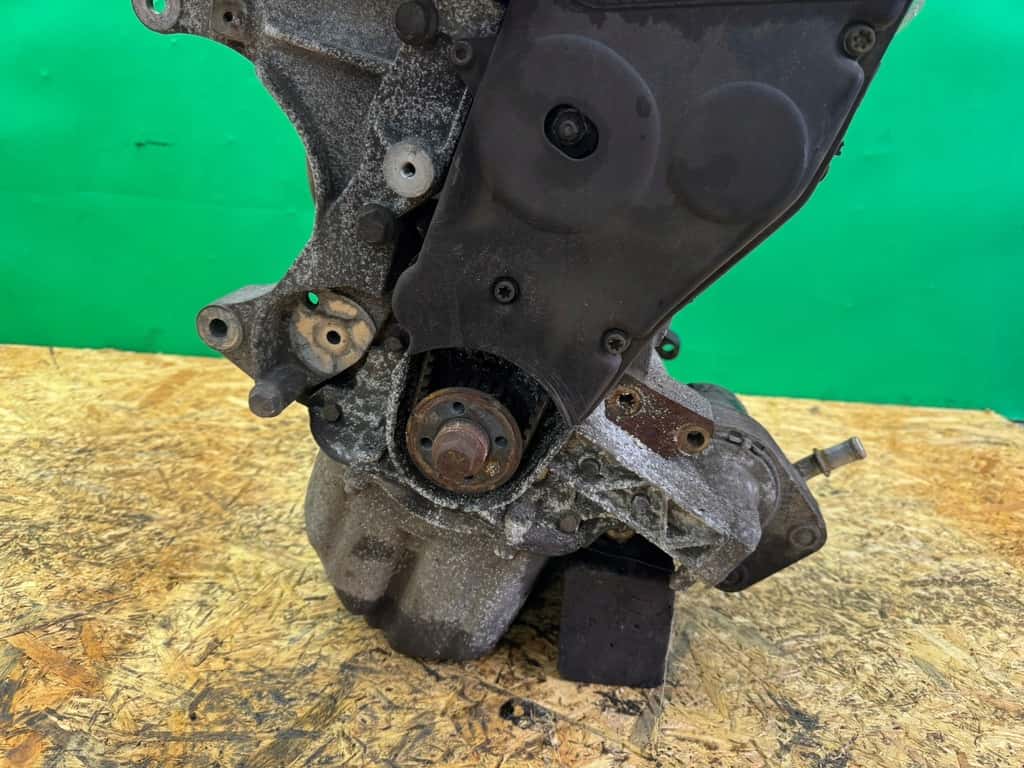Moteur 192 B5.000 vue 8