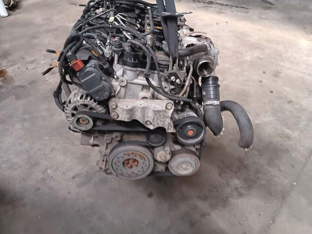 Moteur B 16 DTH vue 5