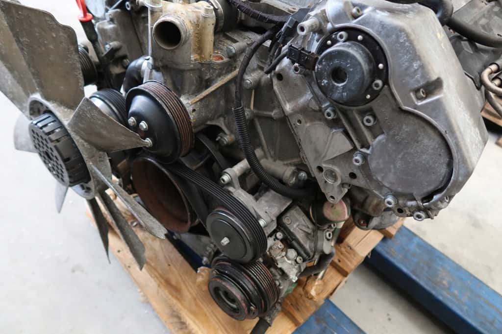Moteur M 119.982 (AMG 6.0) vue 4