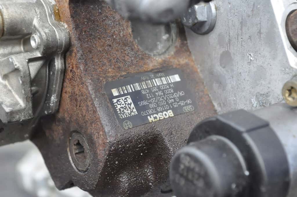 Moteur M9R 721 vue 2