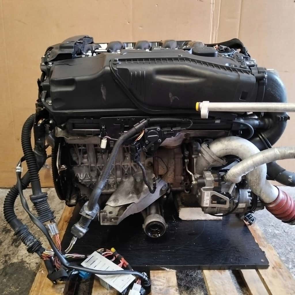 Moteur 306D3 vue 5