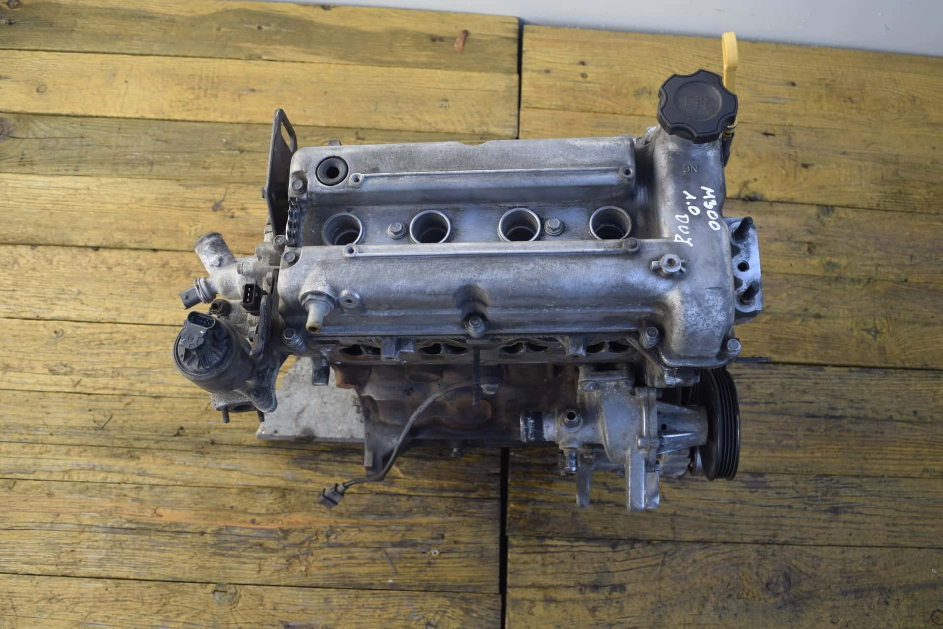 Moteur B10D1 vue 4