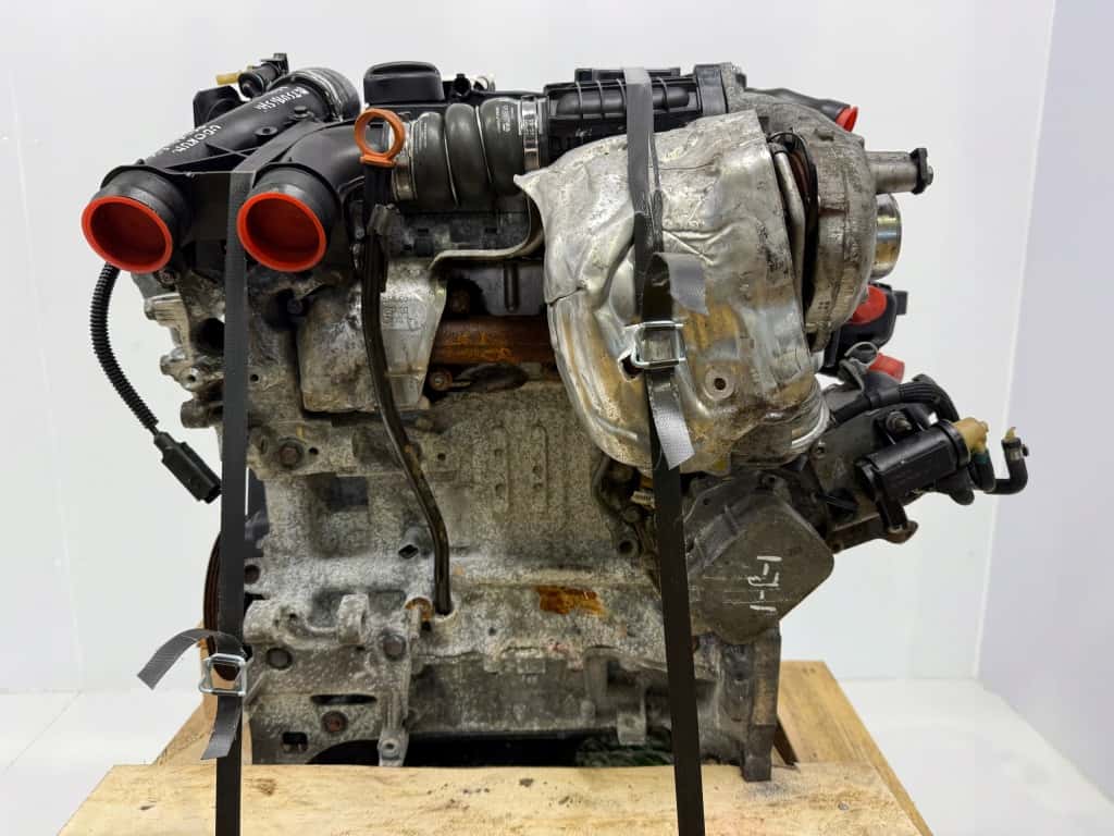 Moteur 9HD (DV6C) vue 3