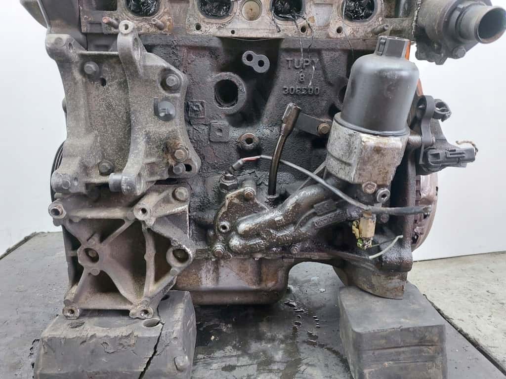 Moteur NFU (TU5JP4) vue 3