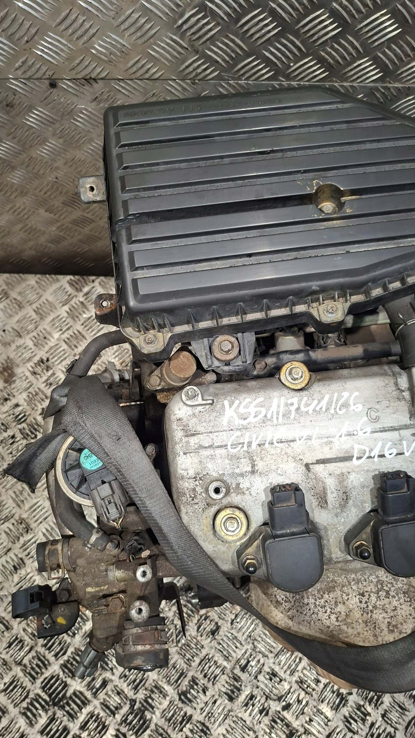 Moteur D16V1 vue 3