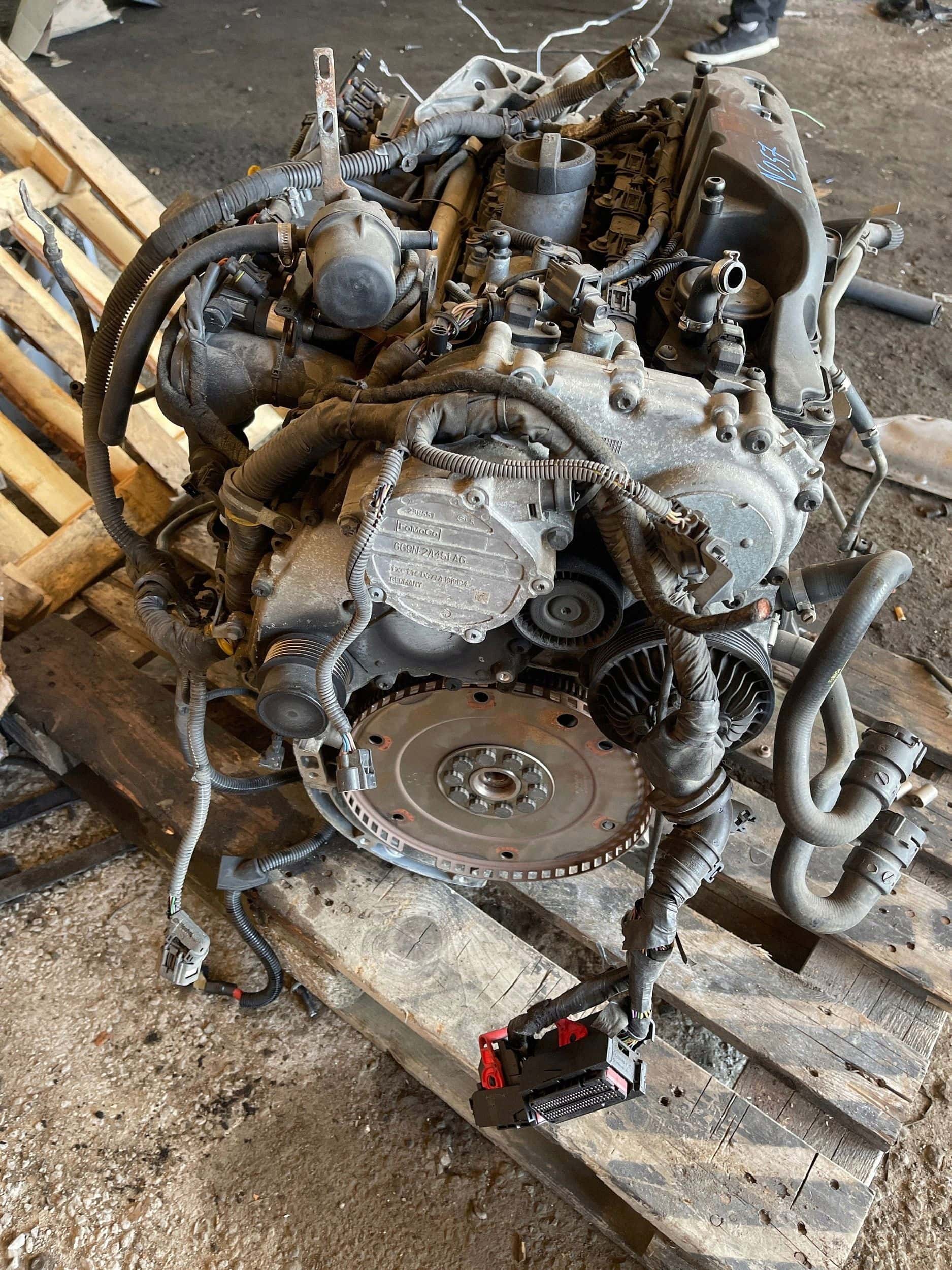 Moteur B 6304 T4 vue 4