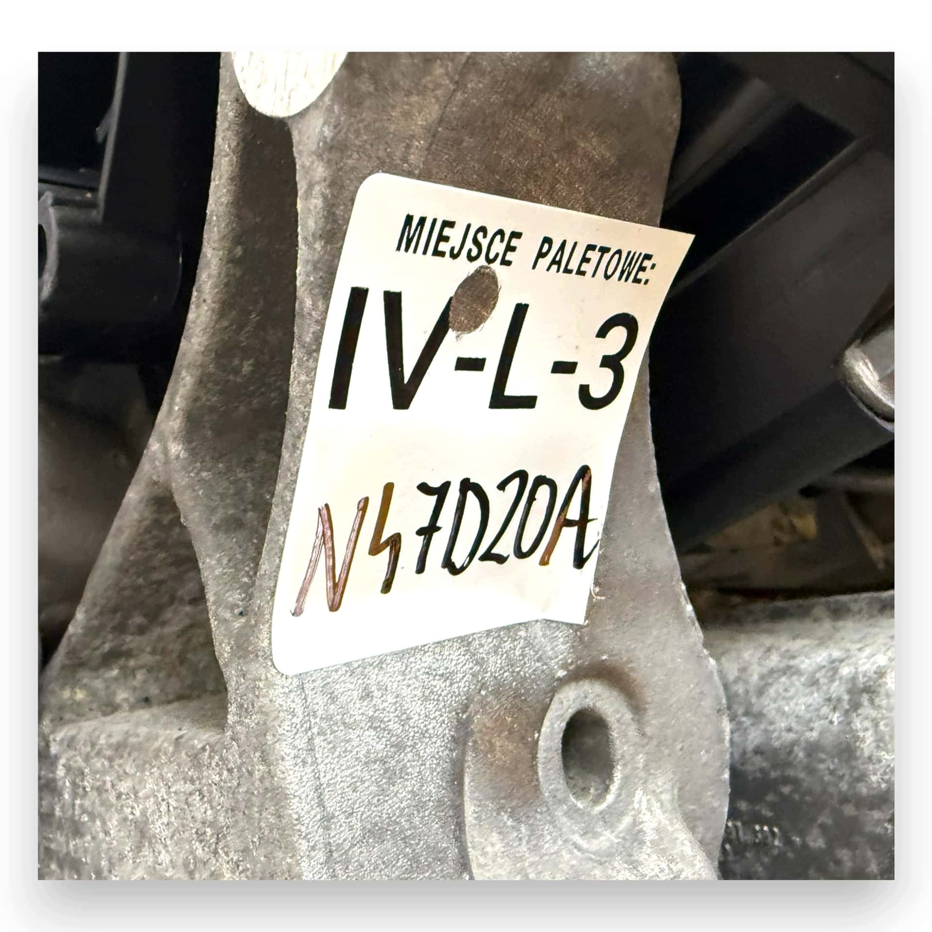 Moteur N47 D20 A vue 12