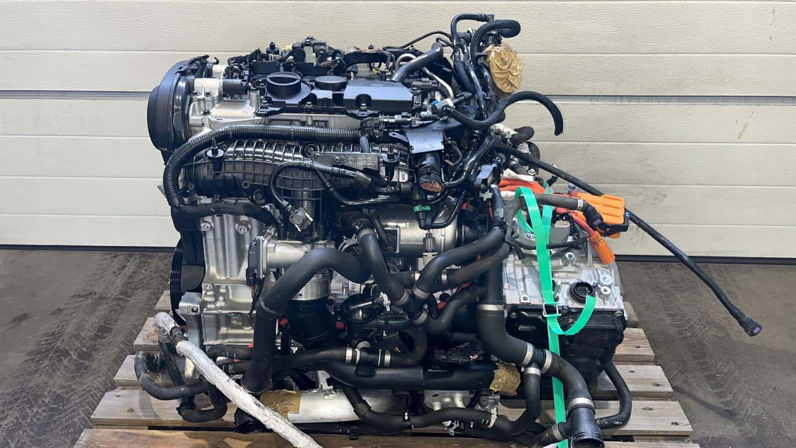 Moteur B 4204 T56 vue 4