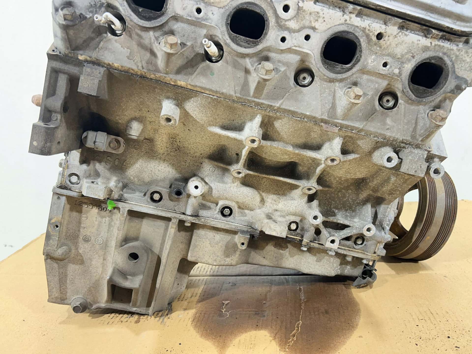 Moteur LC9(325CUV8) vue 12