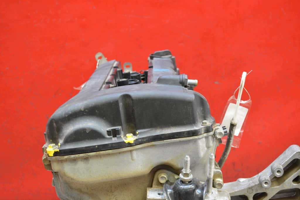 Moteur 4B11 vue 6