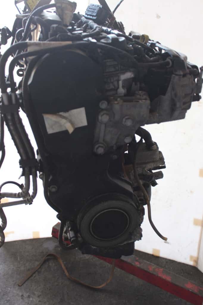 Moteur AHR (DW10FD) vue 4