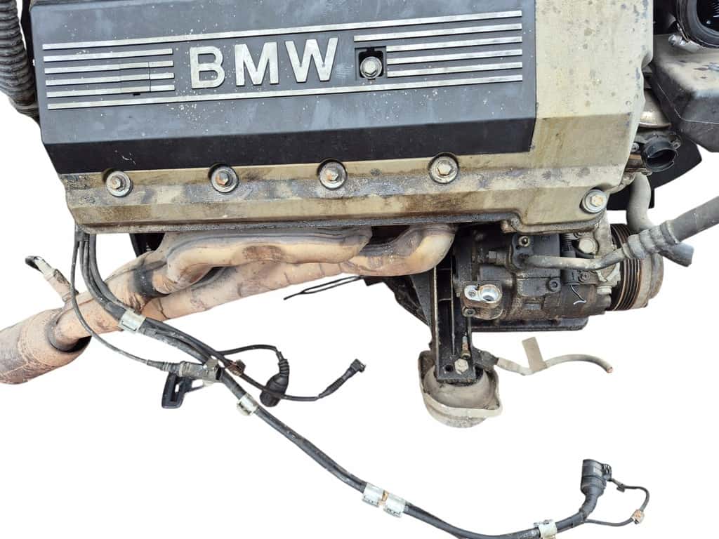 Moteur M62 B35 (358S1) vue 4