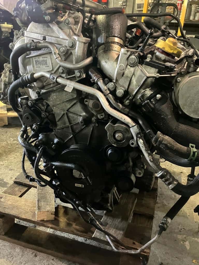 Moteur V9X 891 vue 4