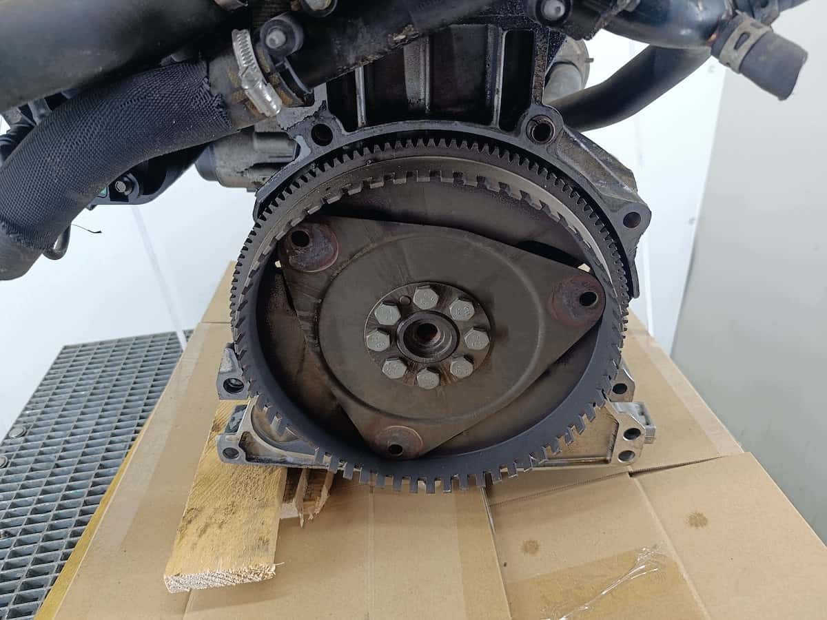 Moteur RFJ (EW10A) vue 2