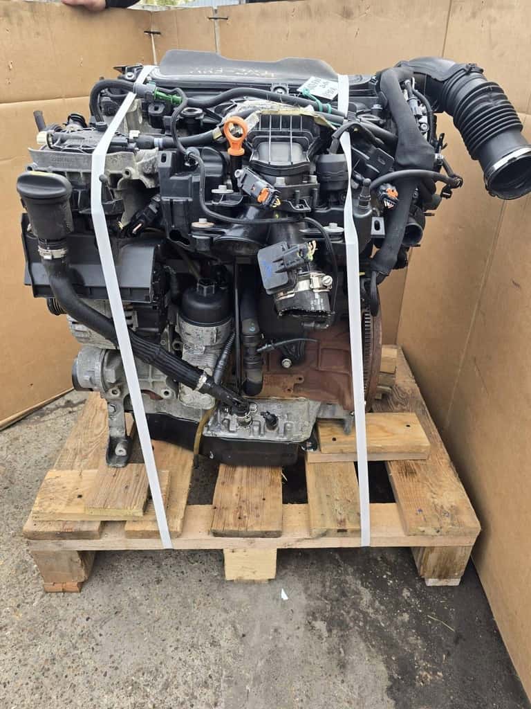 Moteur 4WZ-FHV (DW10CTED4) vue 2