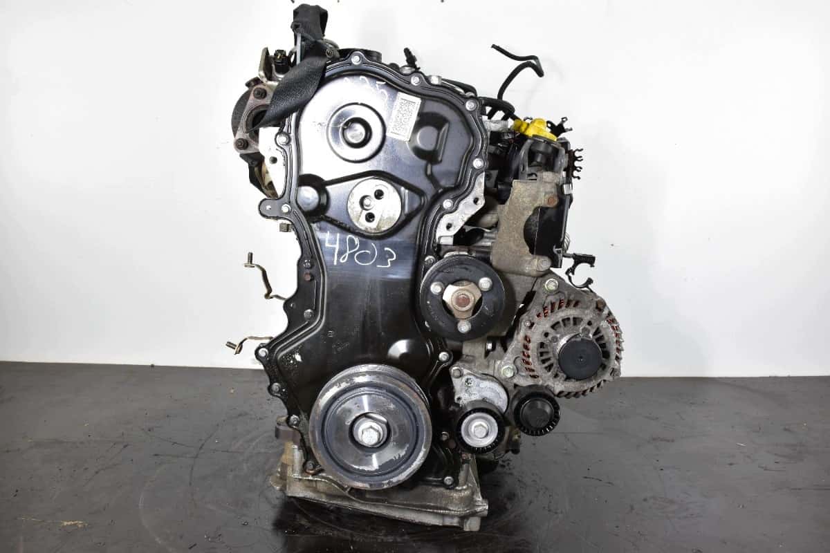 Moteur M9R 830 vue 10