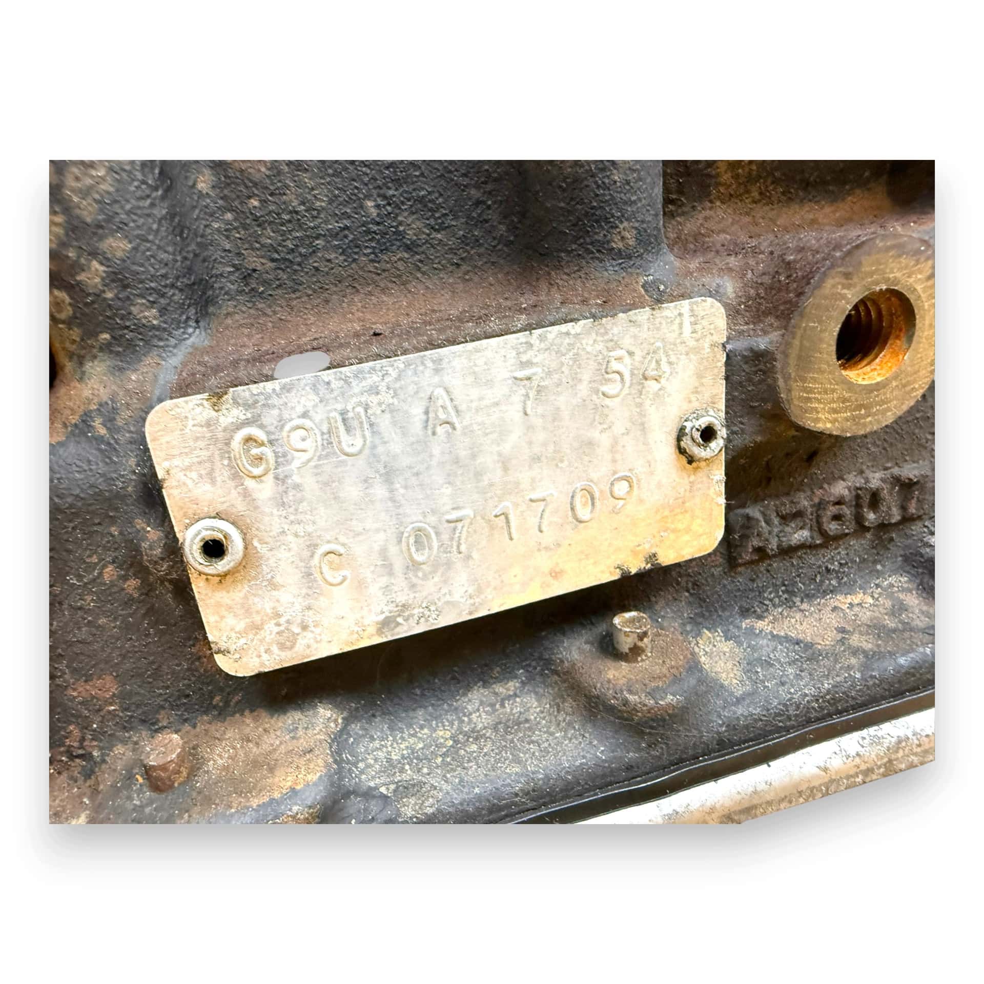 Moteur G9U 754 vue 2