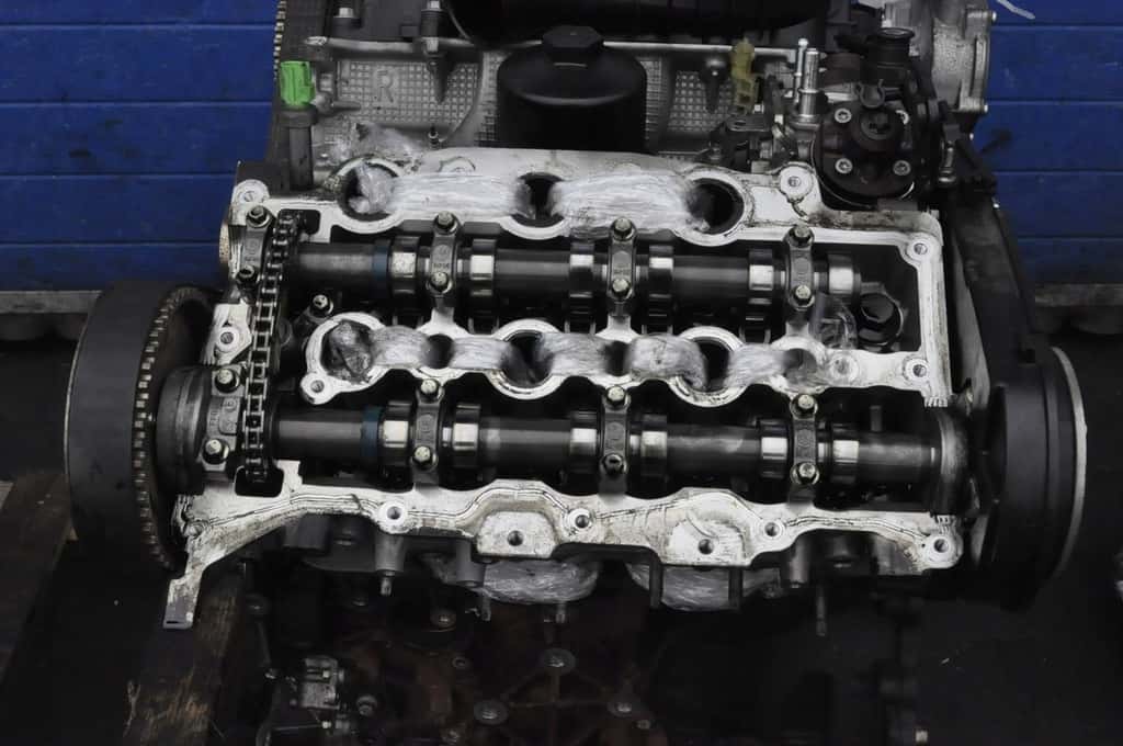 Moteur 306DT(TDV6) vue 2