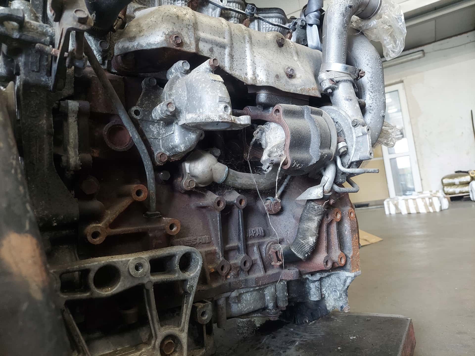 Moteur YD22DDT vue 5