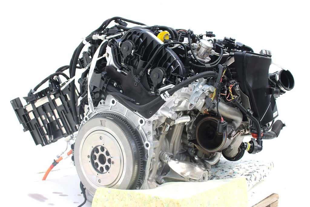 Moteur B58 B30 C vue 5