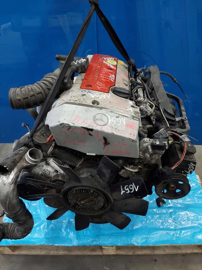 Moteur M 111.944 vue 4