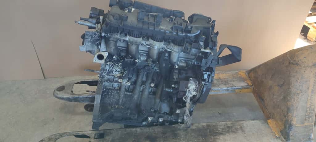 Moteur 9HX (DV6ATED4) vue 2