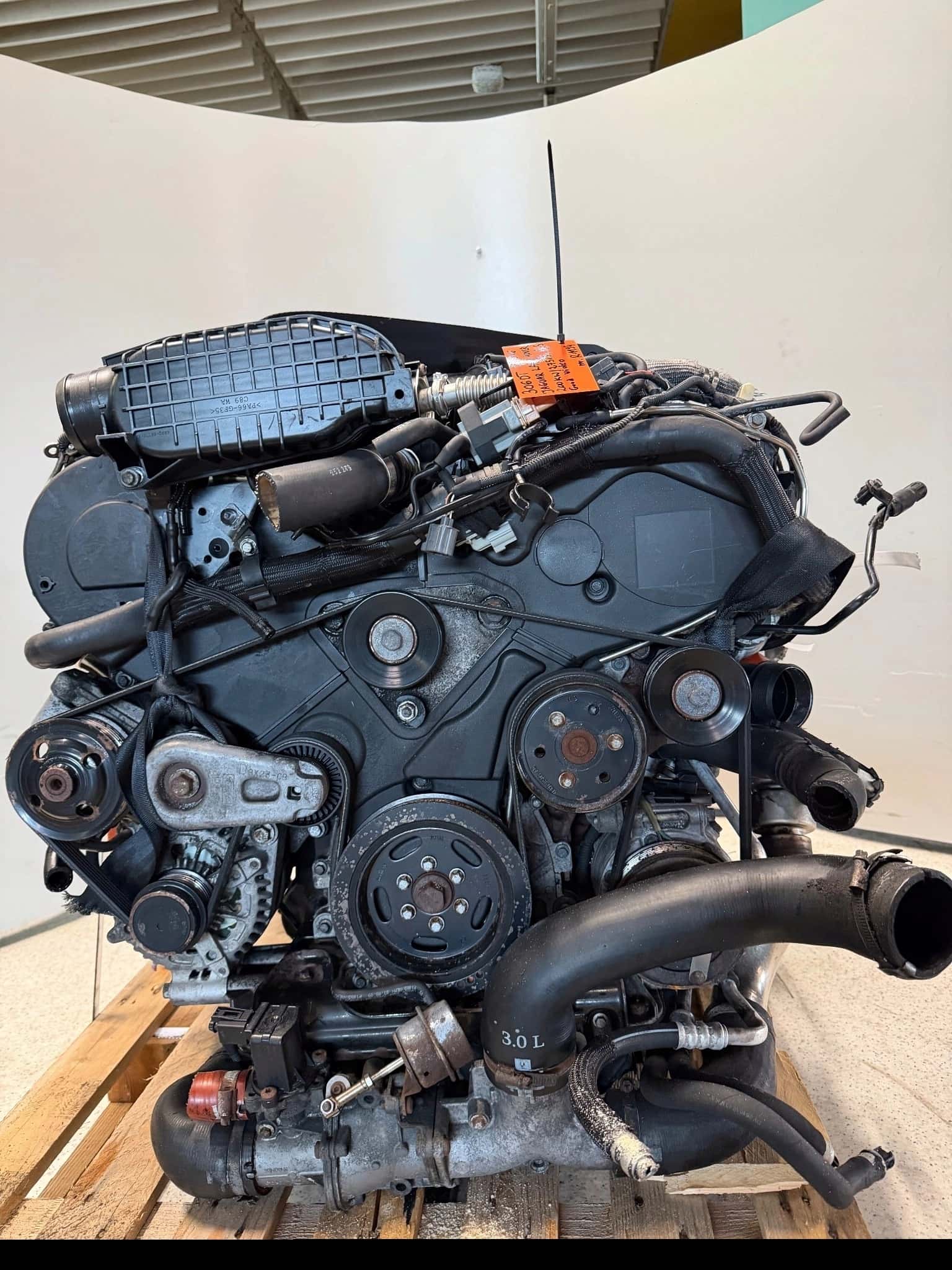 Moteur 306DT(AJTDV6) vue 2
