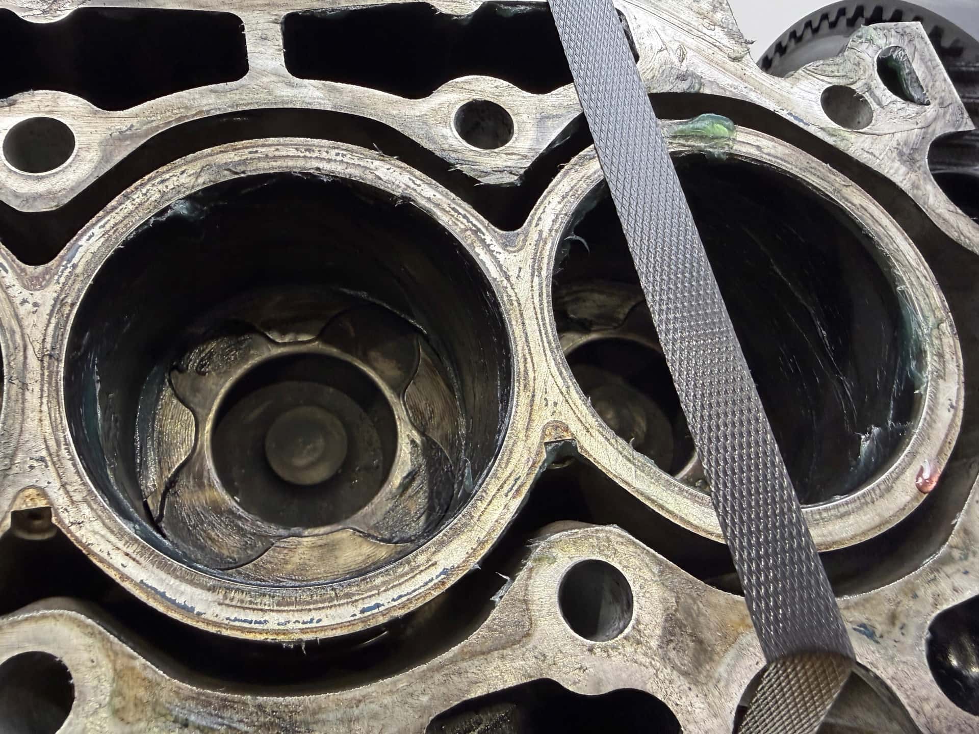 Moteur 9HU vue 4