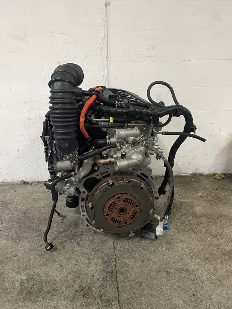 Moteur 4B12 vue 3